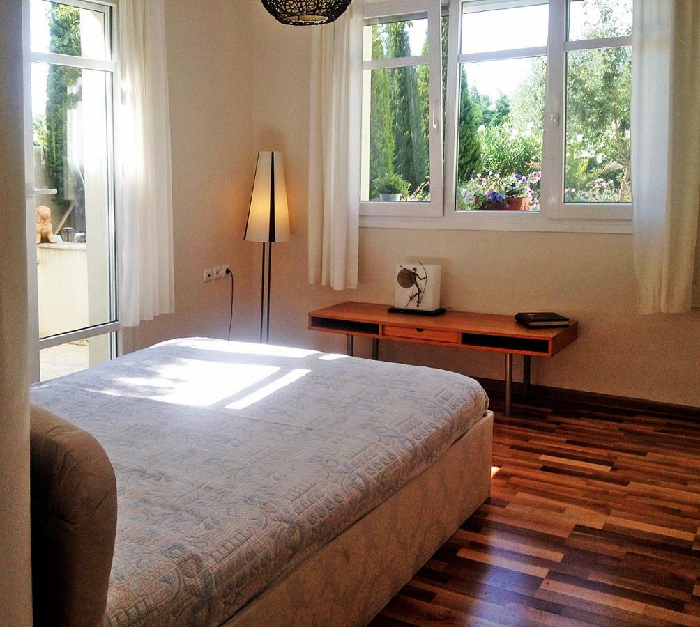Lovely Apartm.Near Airport Kardiá Exteriör bild