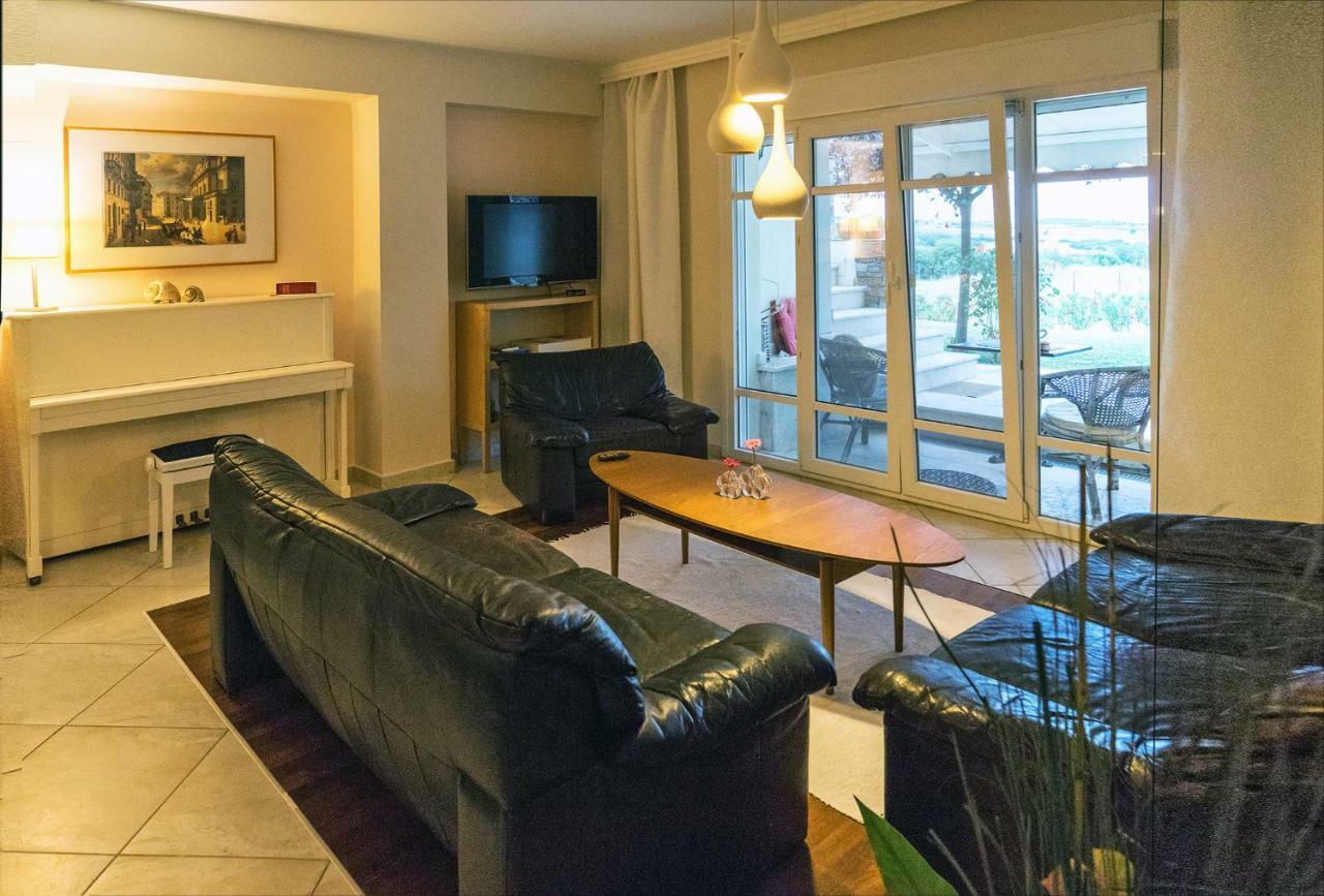 Lovely Apartm.Near Airport Kardiá Exteriör bild
